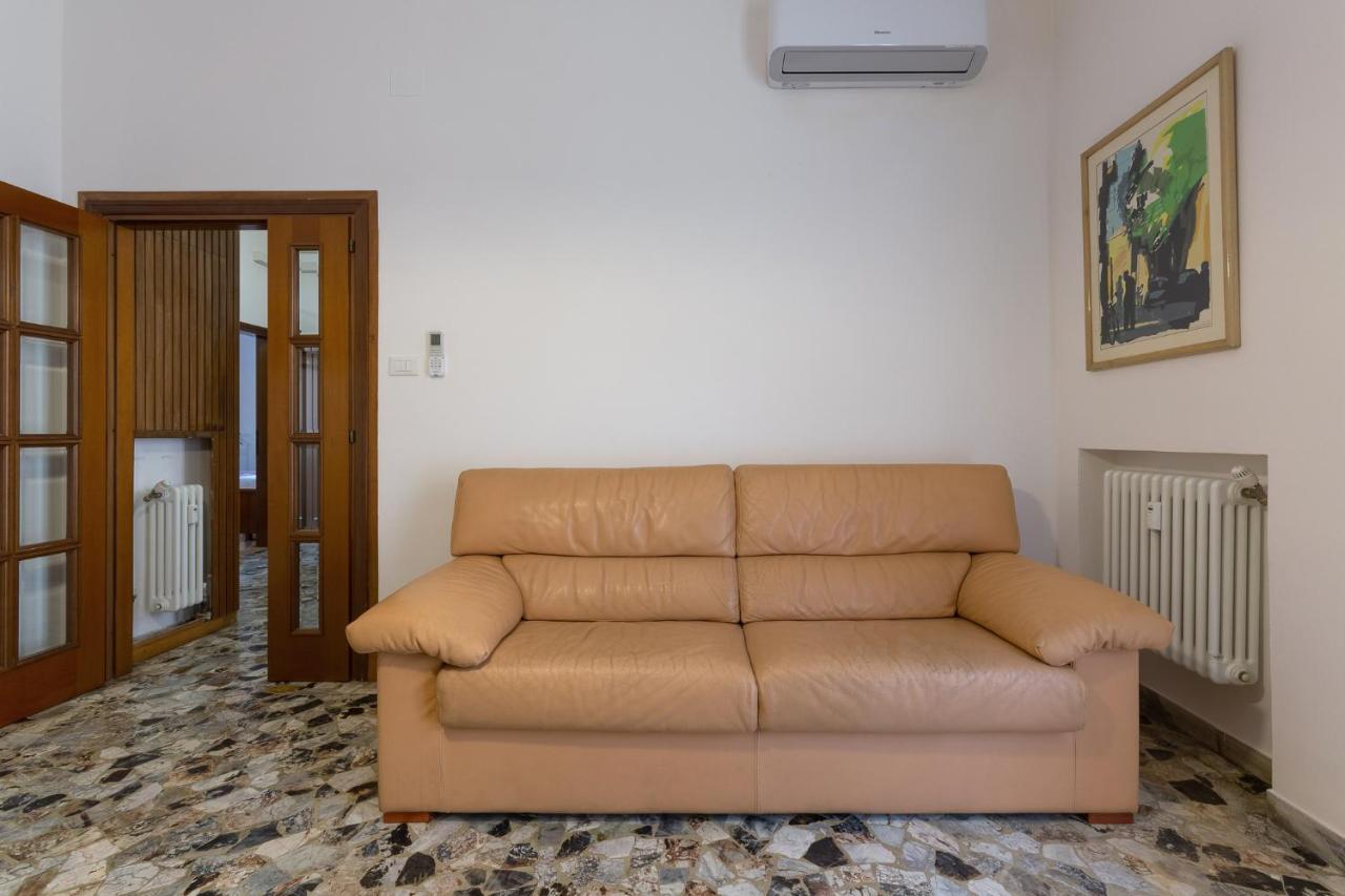 A 500 Mt Dalla Certosa Apartment Bolonia Exterior foto